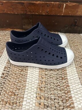 Native Navy Slip on
